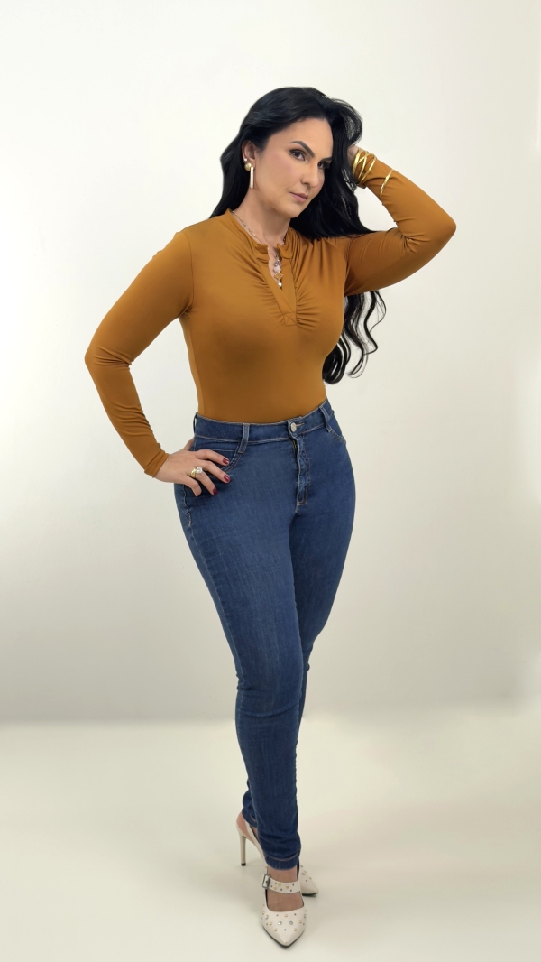 Body ML malha palinha na frente 